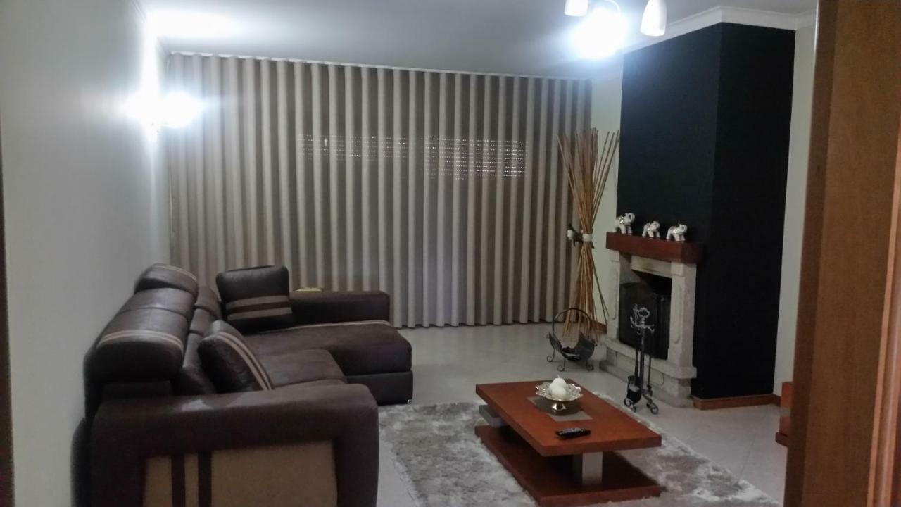 Apartamento Rua Da Amizade Felgueiras Bagian luar foto