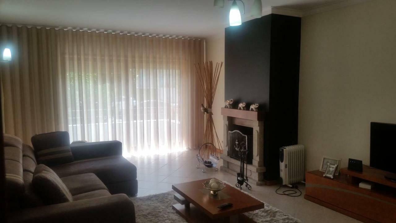 Apartamento Rua Da Amizade Felgueiras Bagian luar foto